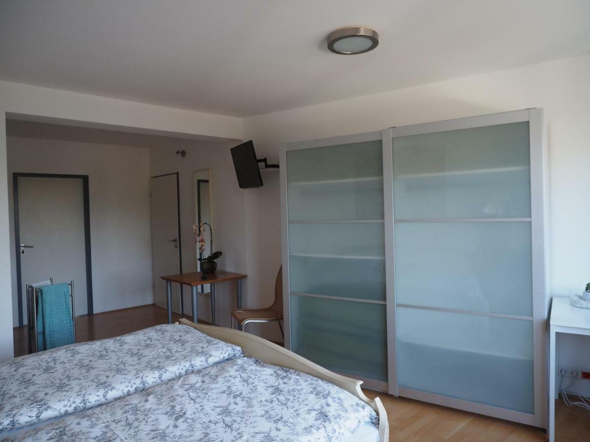 דיסלדורף B8 - Just A Private Accommodation מראה חיצוני תמונה